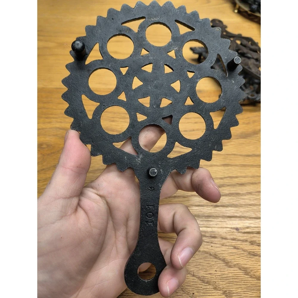 Vintage Black Cast Iron Trivets (set of 3)‎